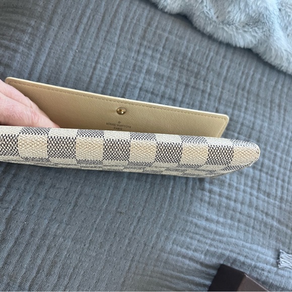 Louis Vuitton Sarah Azur Wallet - Picture 3 of 15